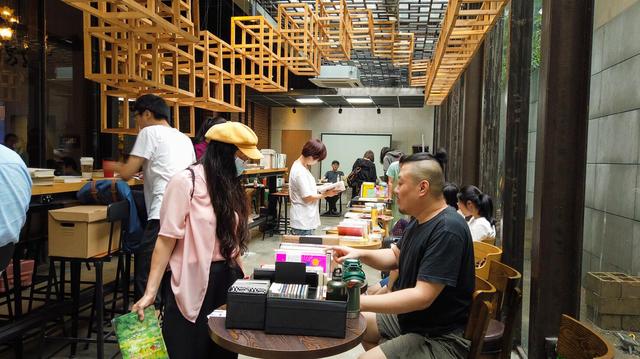 南京哪里有自考书店
