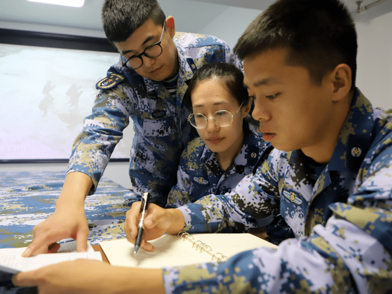  2022年当海军需要什么学历难学吗？